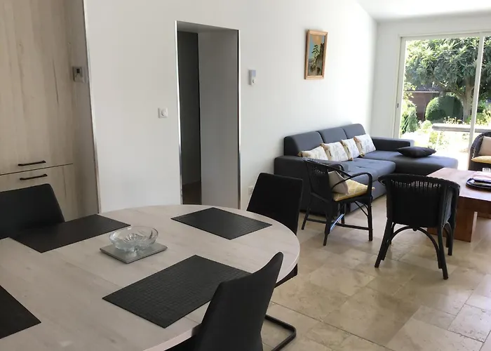 Les Quatre Saisons Lejlighed